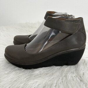 Clarks Brown Taupe Leather Mary Jane Wedge Ankle Strap Preppy, Grunge, Boho 7M